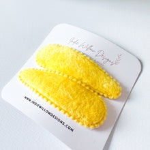 Load image into Gallery viewer, Fluffy Hair Clip - Yellow
