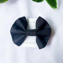 Load image into Gallery viewer, Plain Black Hair Bow Clip
